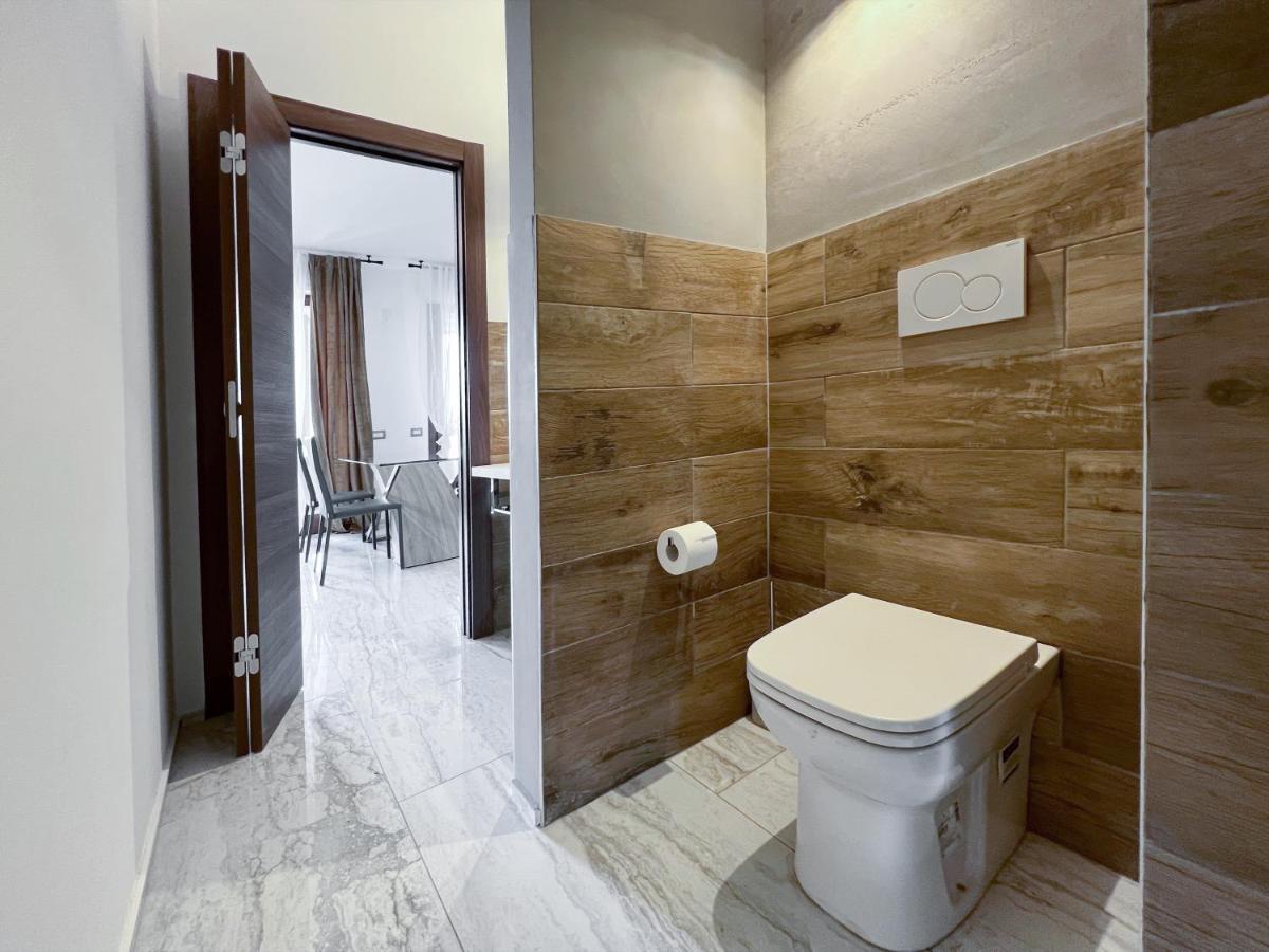 Holy-Day Rooms Milano Εξωτερικό φωτογραφία
