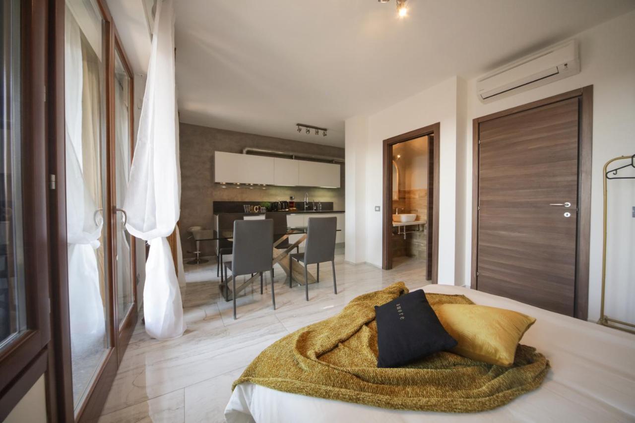 Holy-Day Rooms Milano Εξωτερικό φωτογραφία
